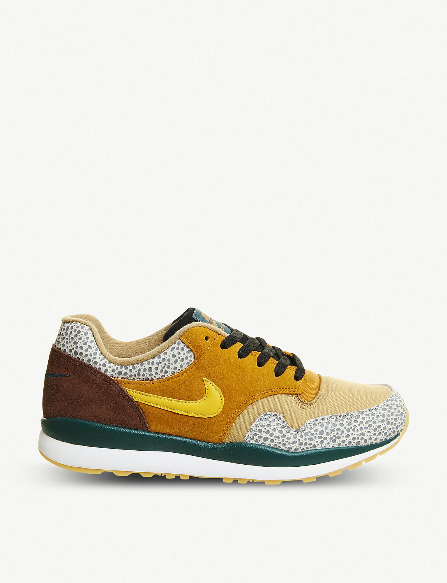 mens nike air safari trainers