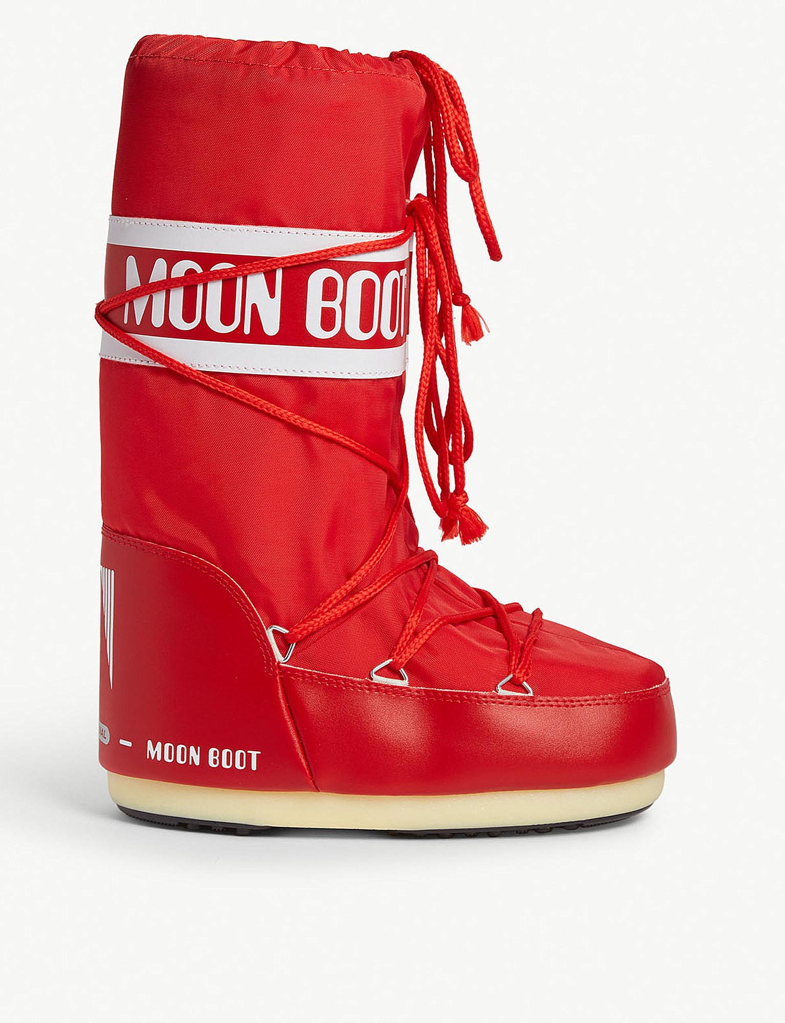 Moon Boot Classic Nylon Waterproof Snow Boots in Red | Lyst
