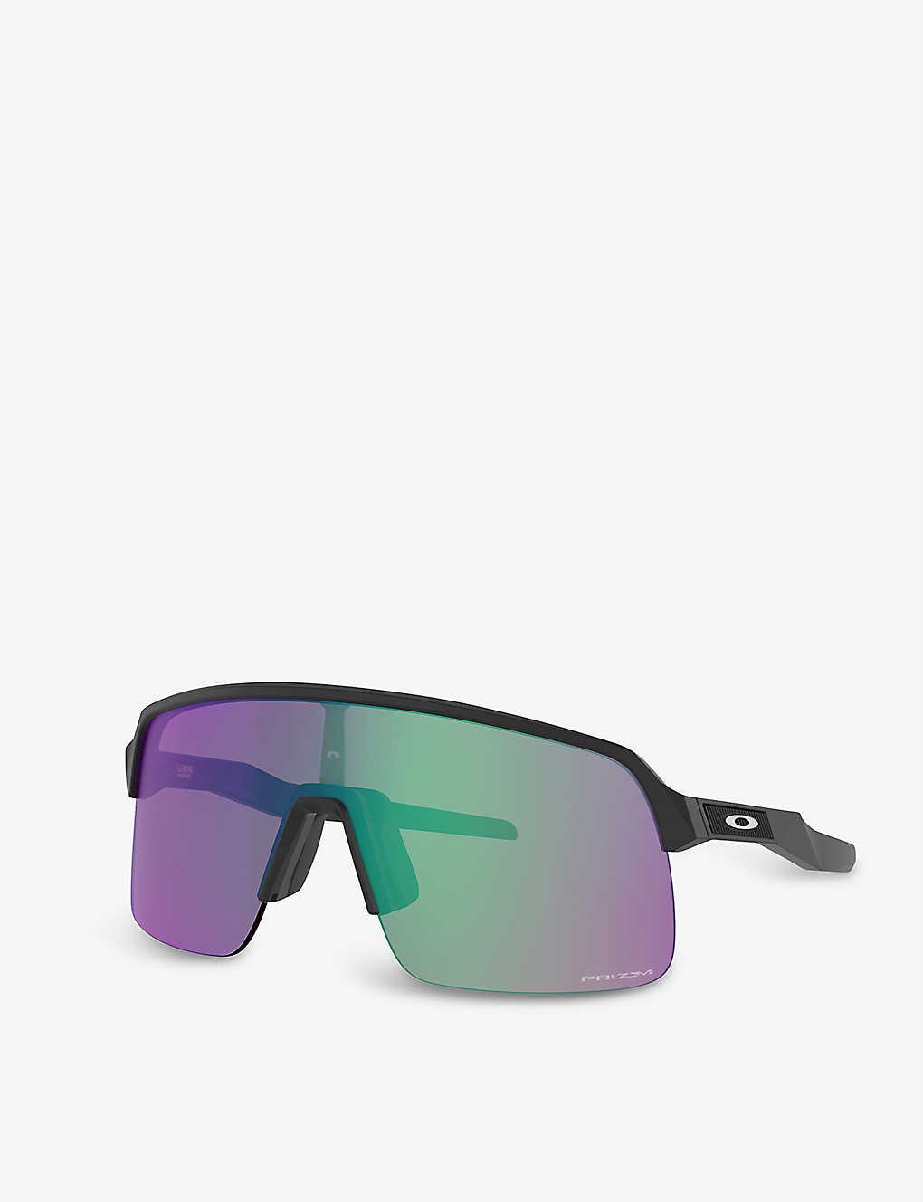 oakley wraparound
