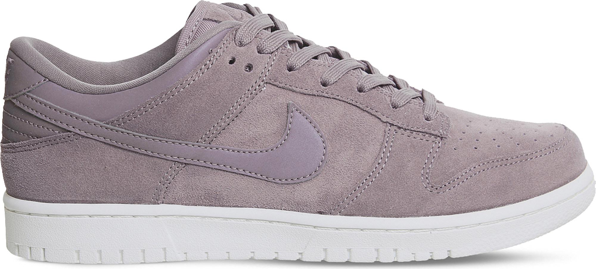 Nike Dunk Low Suede Trainers in Gray | Lyst