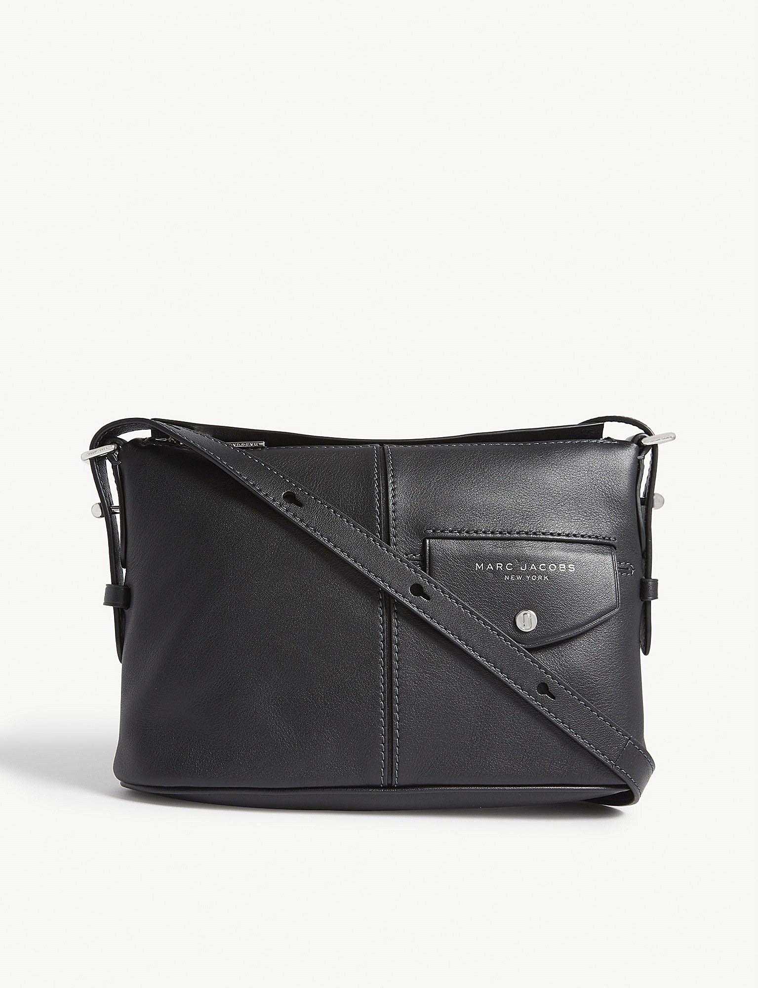 Marc Jacobs Leather The Side Sling Cross-body Bag in Black - Lyst