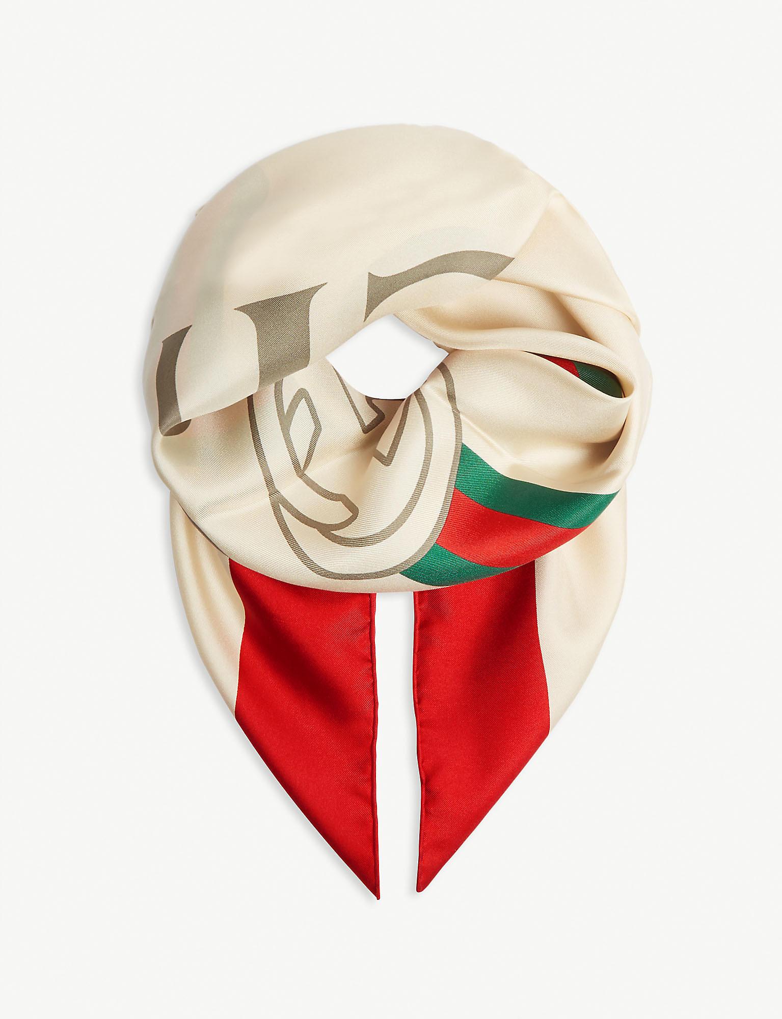 Gucci GG Logo Scarf in Red Lyst