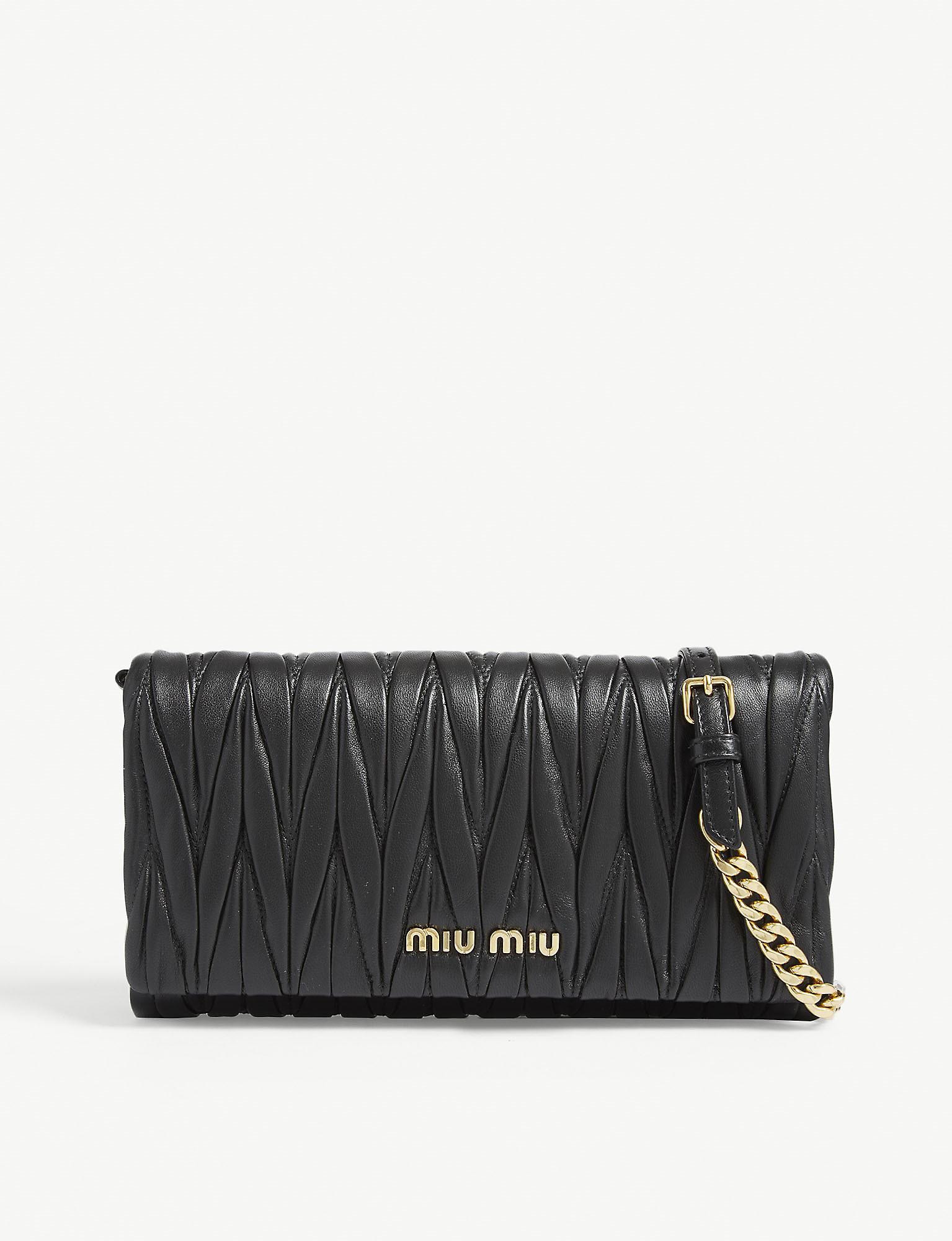 Miu Miu Leather Matelasse Wallet-on-chain in Black - Lyst