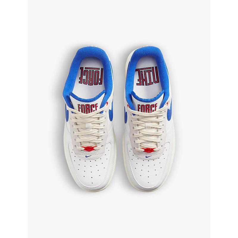 Nike Air Force 1 '07 trainers in blue and white