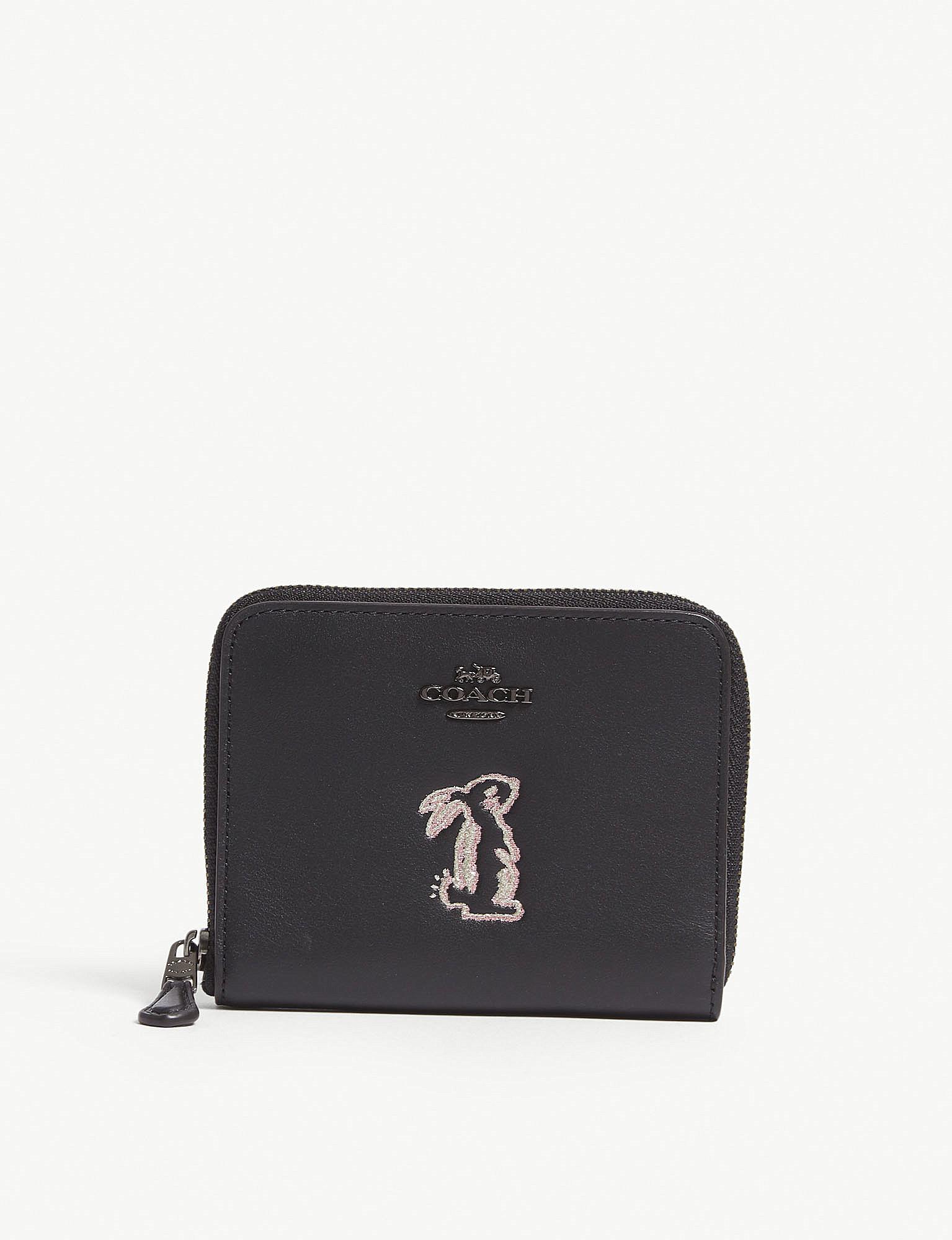Selena gomez 2025 wallet