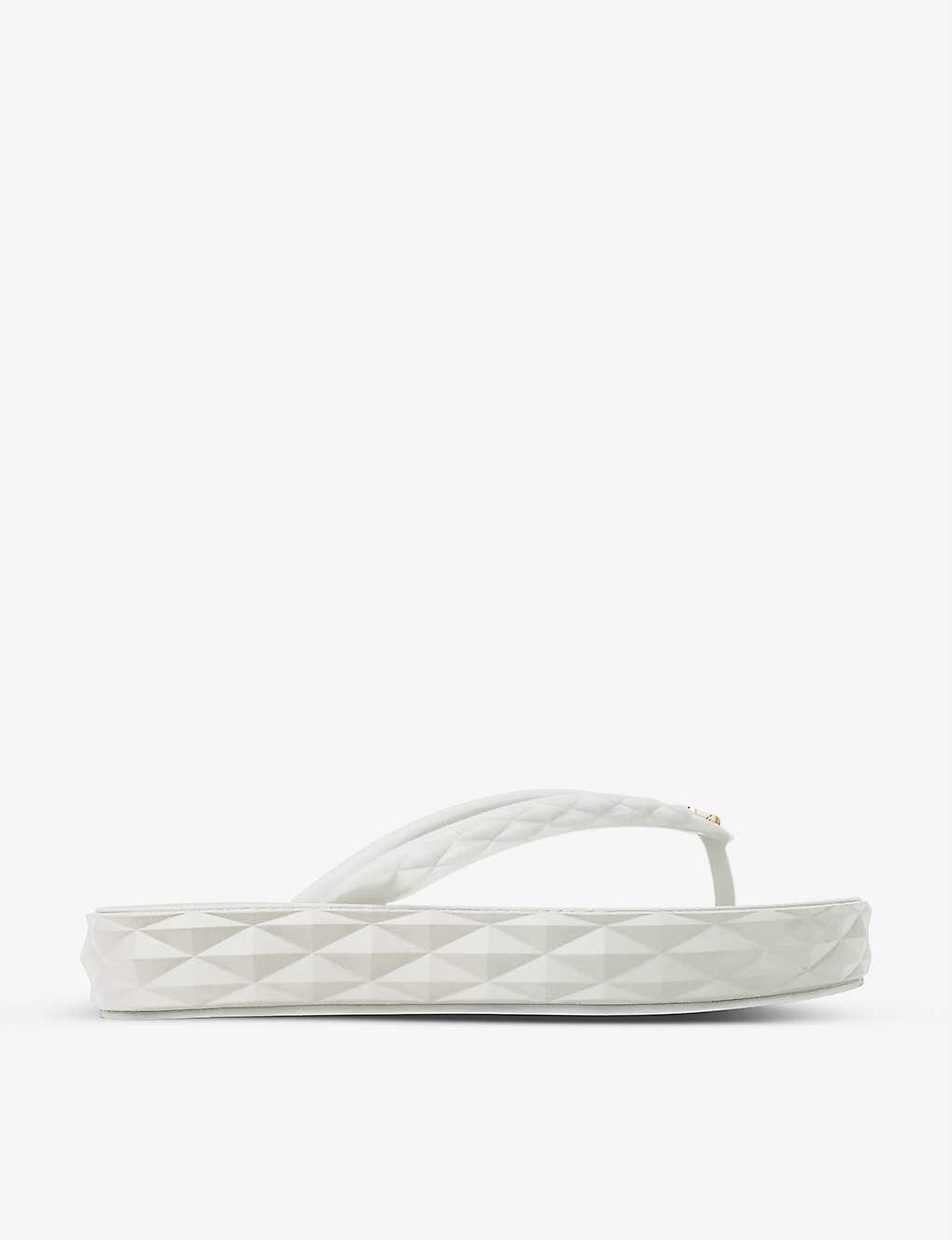 Jimmy Choo Diamond Textured Rubber Flip Flops in White | Lyst