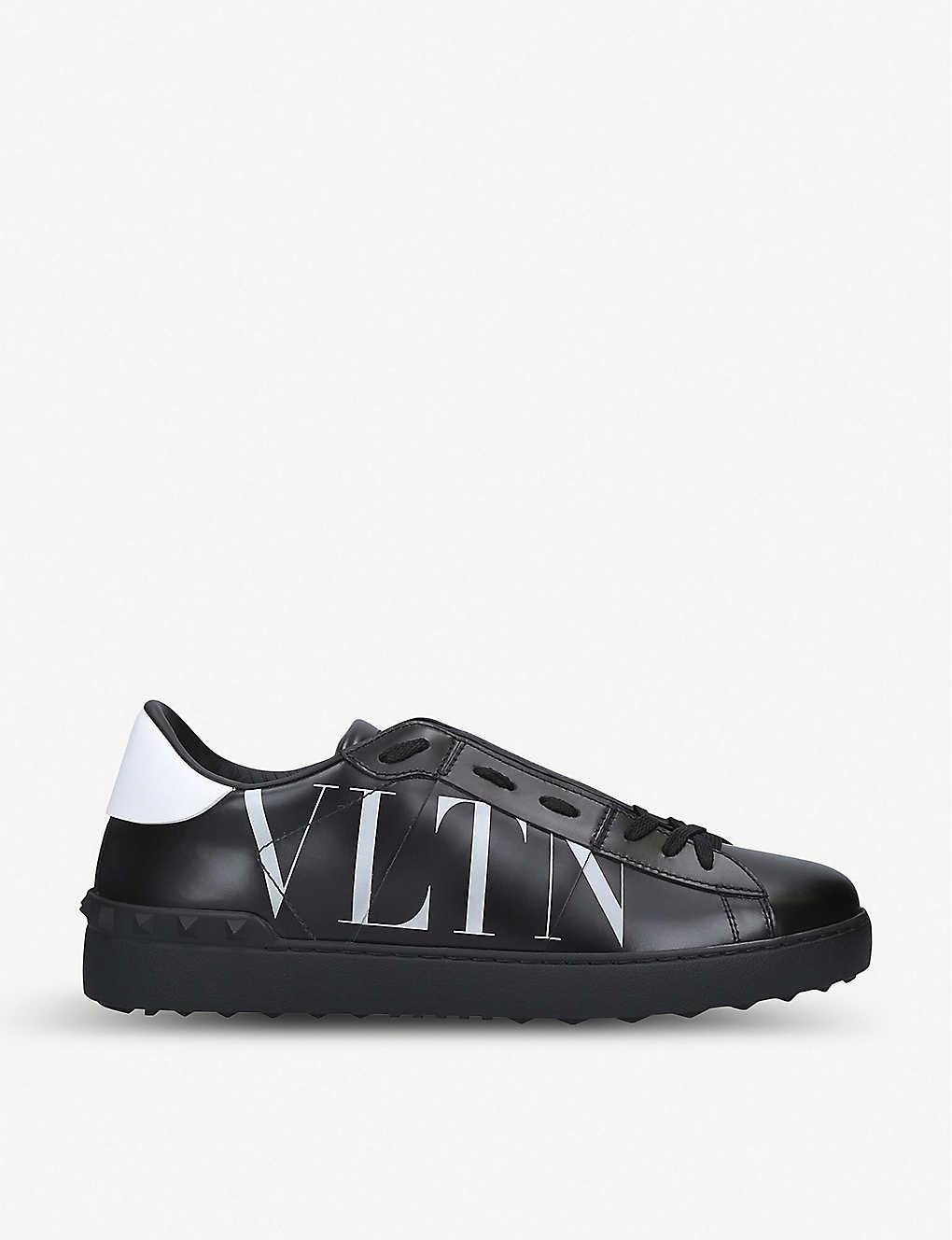 valentino spike trainers
