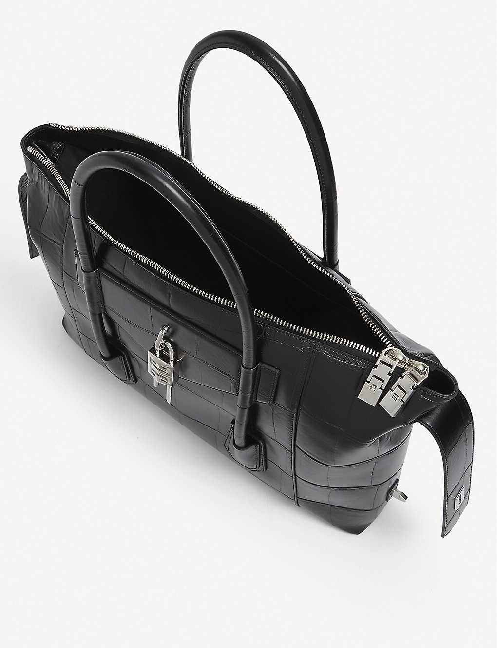 Givenchy Small Leather Antigona Soft Bag in Black