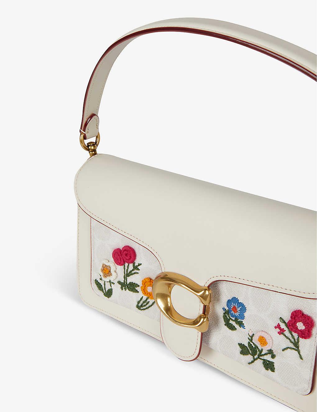 COACH Floral Print Small Wristlet Red Apple Floral Print/Gold One Size :  Amazon.in: Shoes & Handbags