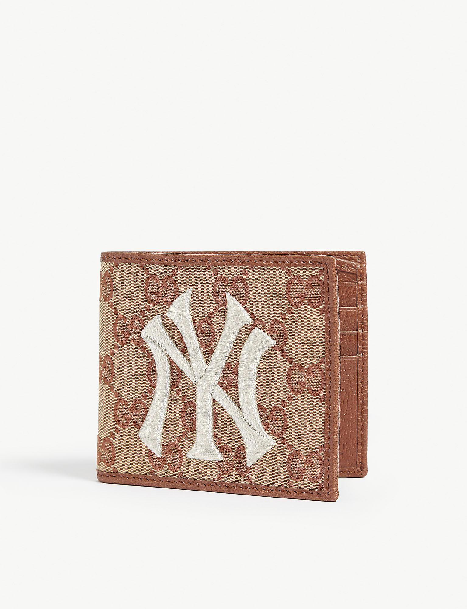 GUCCI Zip Around NY New York Yankees Patch Wallet Brown 547791-US