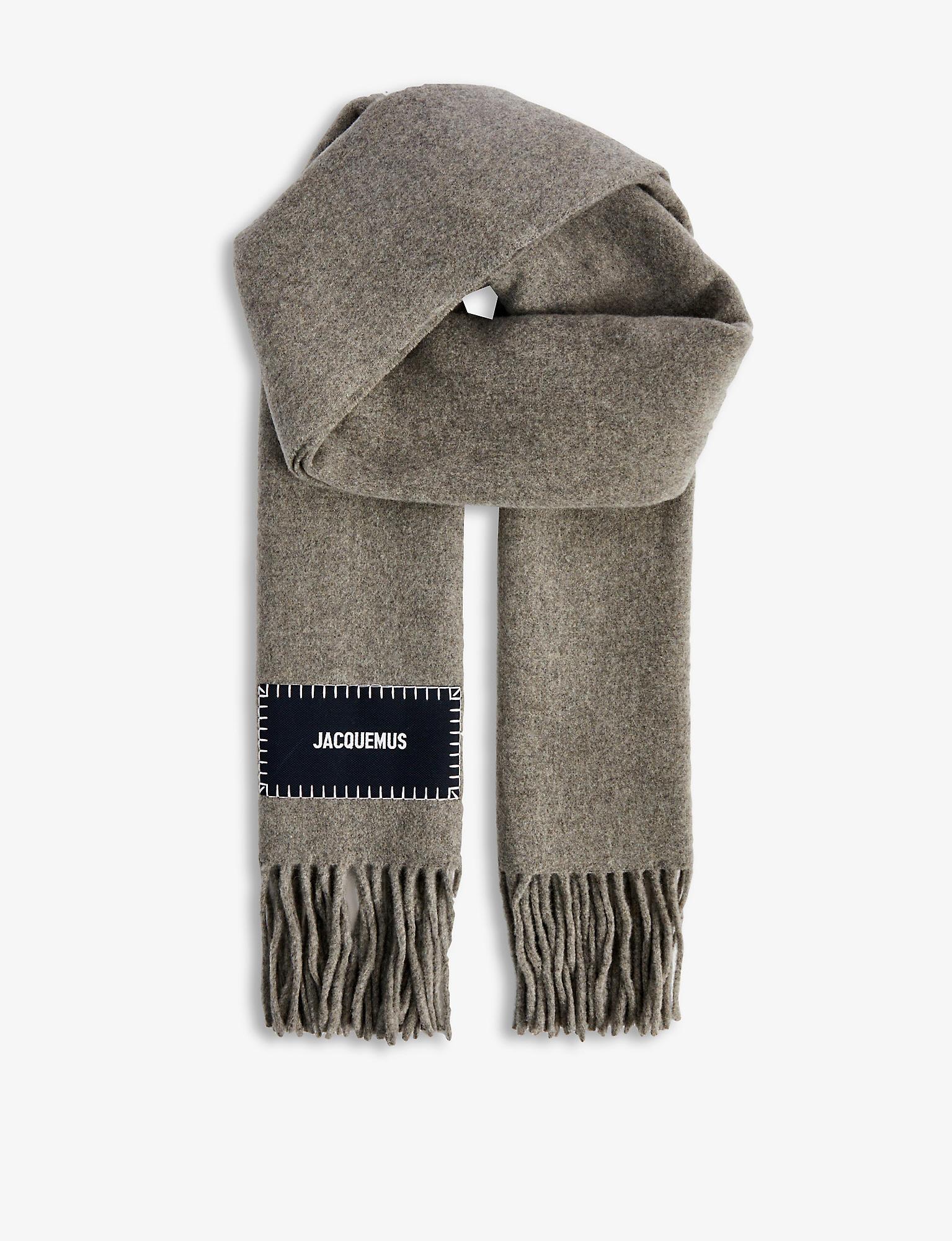 grey jacquemus scarf