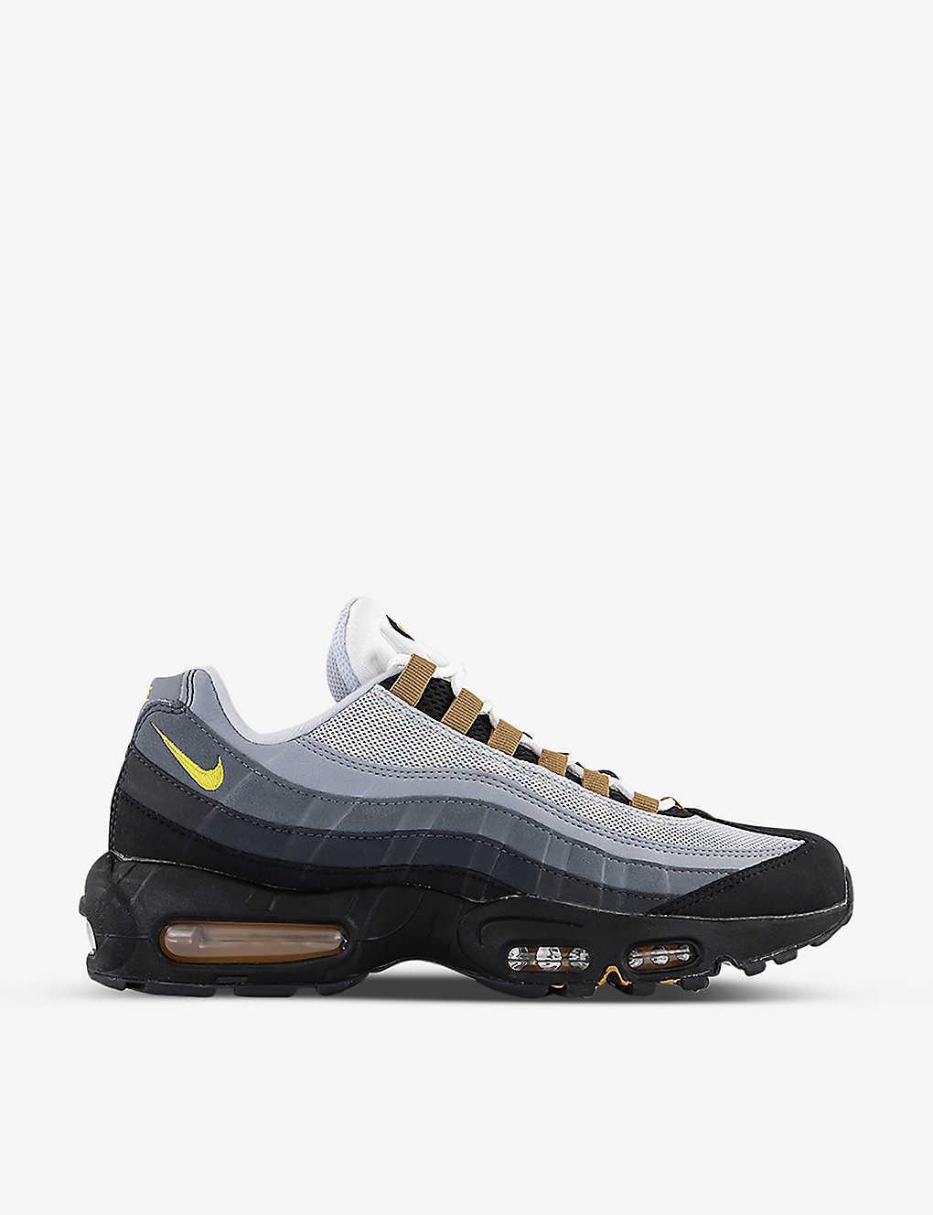 Nike Air Max 95 Branded tongue Leather Mid top Trainers in Black