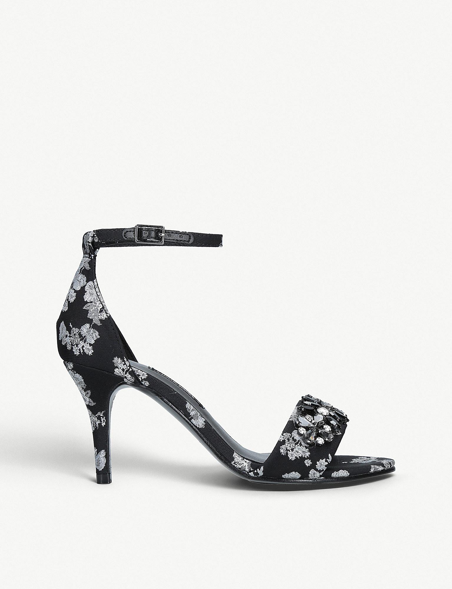 nine west floral sandals