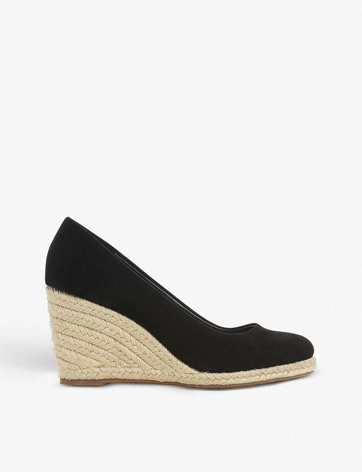 dune black wedges