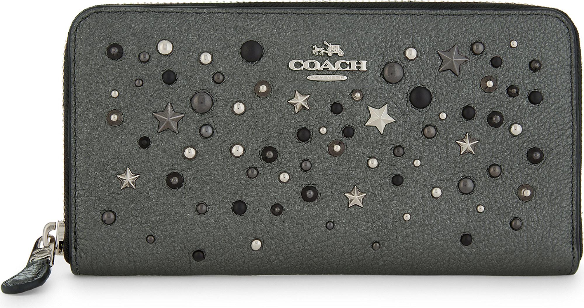 coach bag with stars