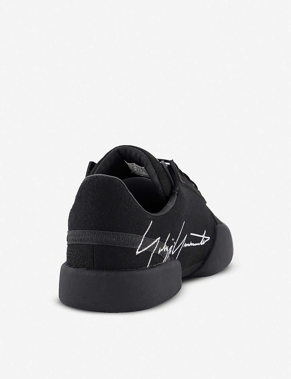 Yunu Canvas And Leather Trainers 