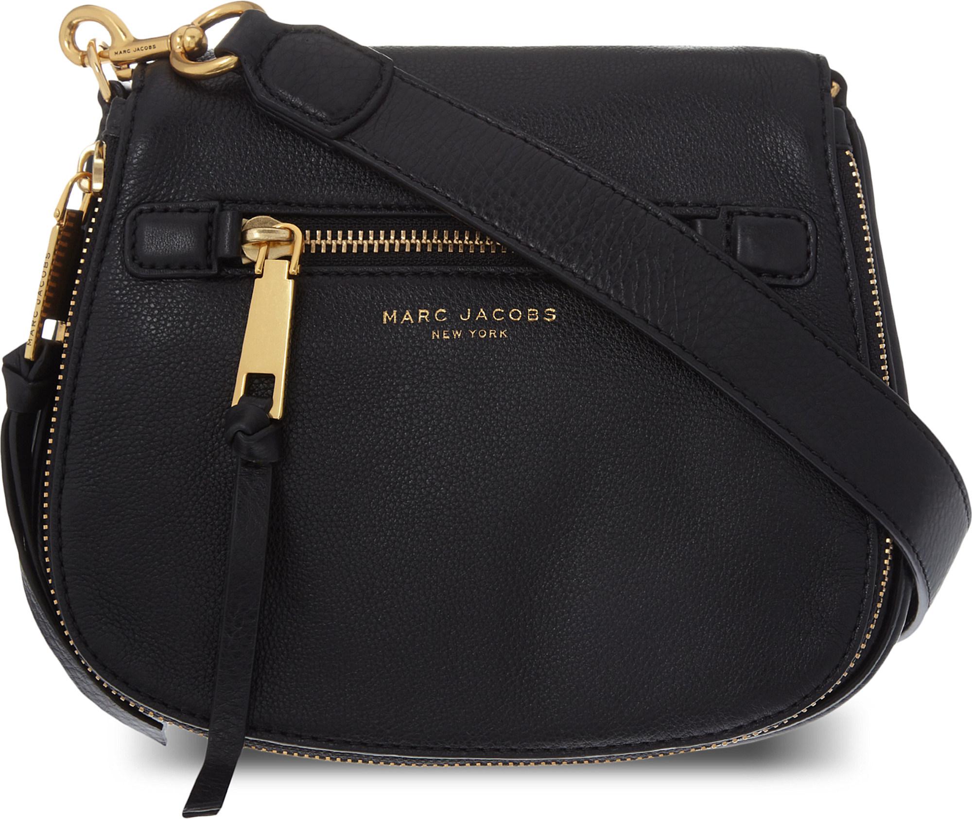 Marc Jacobs Recruit Small Grained Leather Saddle Bag in Black - Lyst