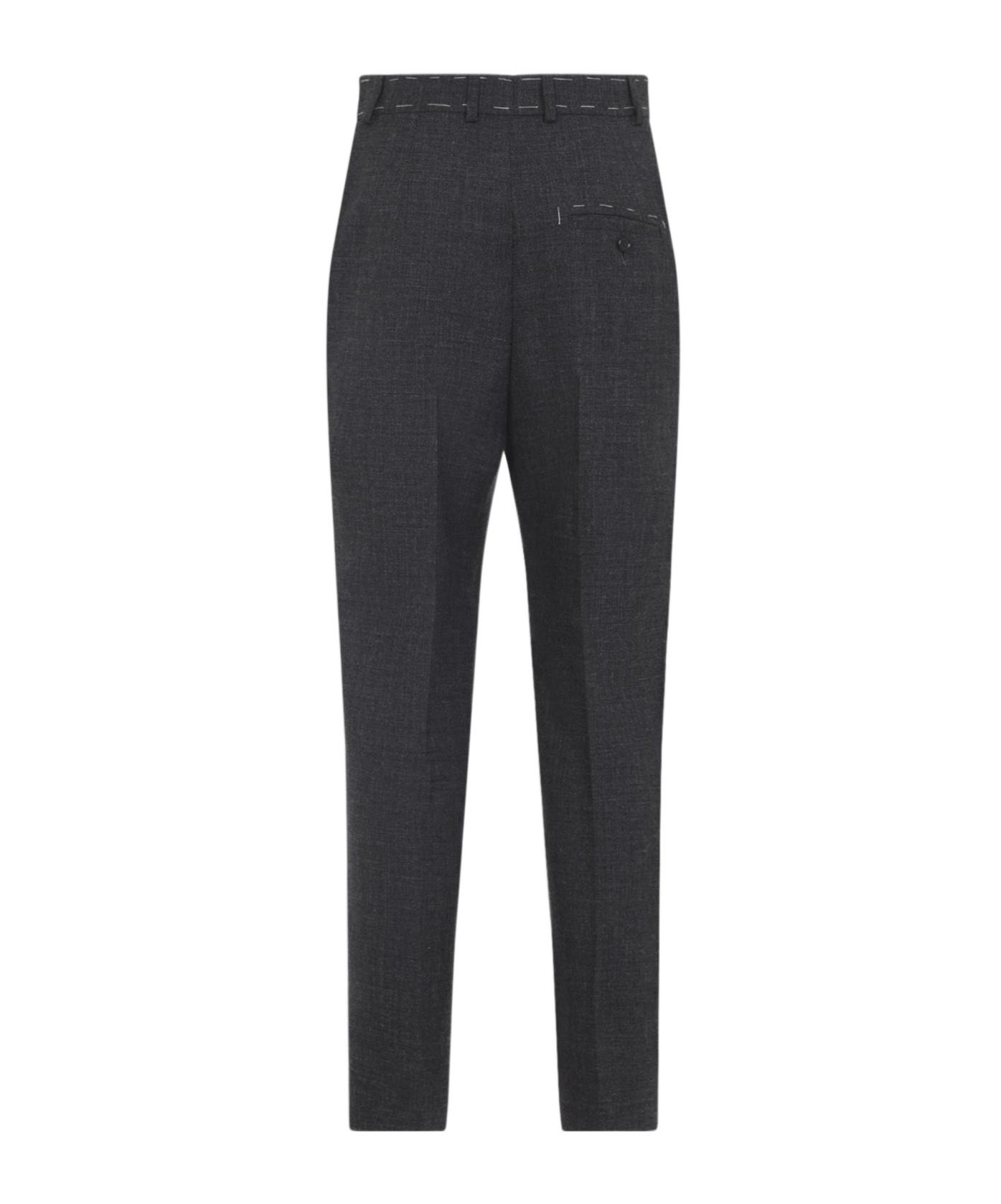 パンツ Moschino Tailored Black Trousers With Refined Cuffs Moschino high-waist Tailored Trousers | Black | FARFETCH