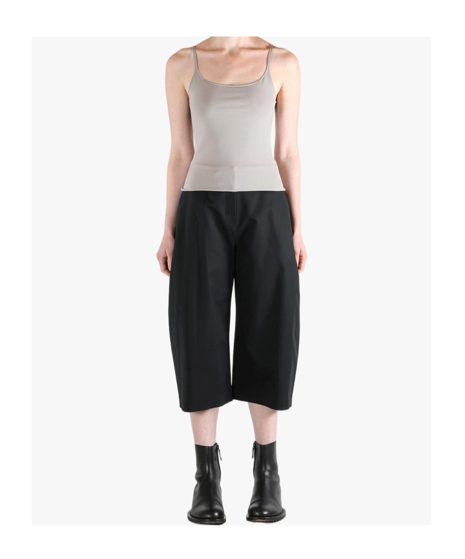 Amomento Capri and cropped pants for Women | Online Sale up to 25