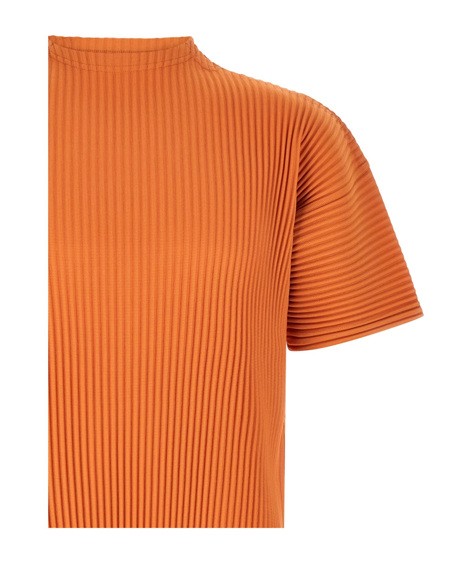 Orange Homme Plissé Issey Miyake T-shirts for Men | Lyst