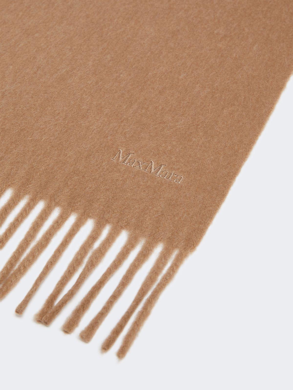 Max Mara Scarves and mufflers for Women | Online Sale up to
