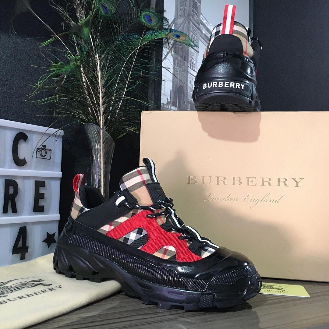 Burberry Vintage Check Arthur Sneakers in Black for Men Lyst