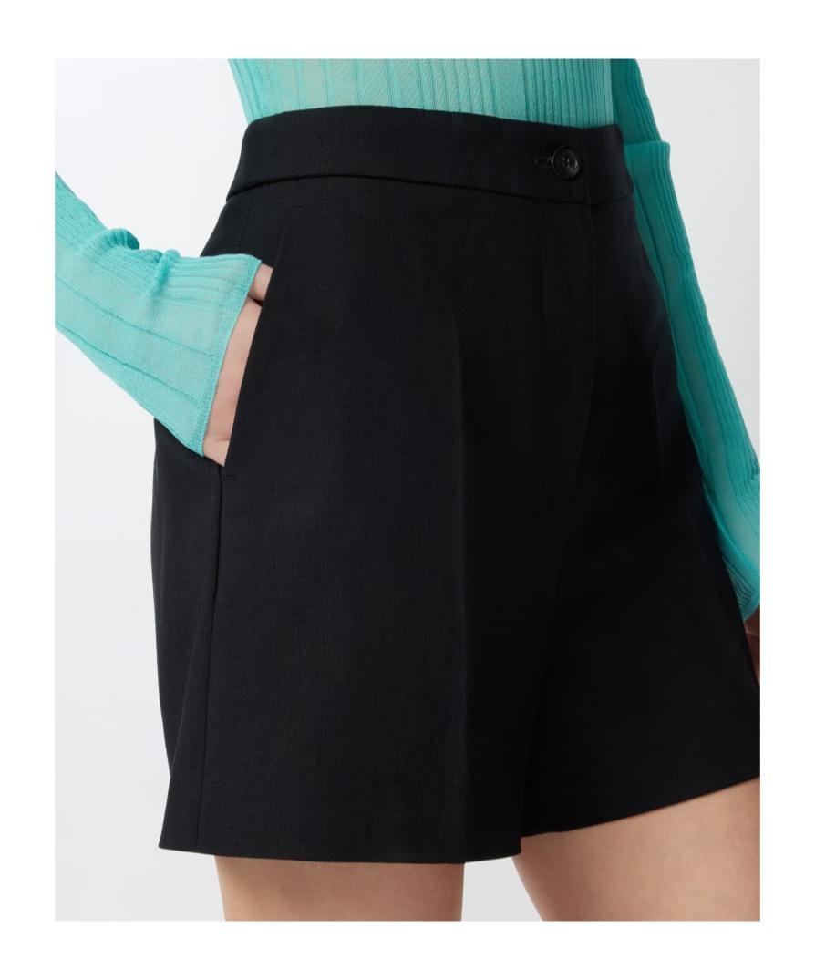 ショートパンツ PINKO Women Shorts Burmudas 105159 A2L8Z99 Black Pinko Pleated Detail Tailored Shorts in Black | Lyst