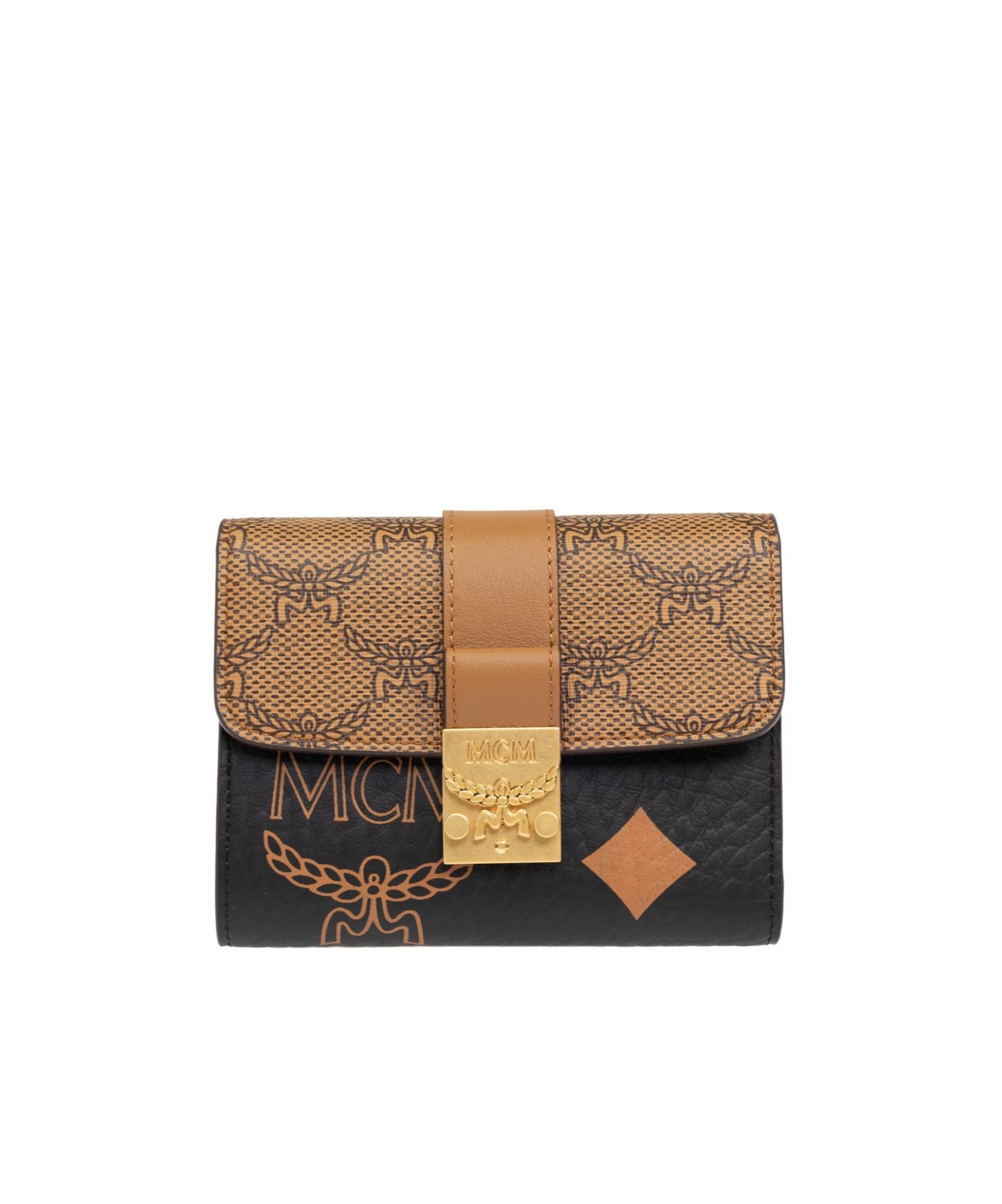 Mcm women's wallet sale hotsell