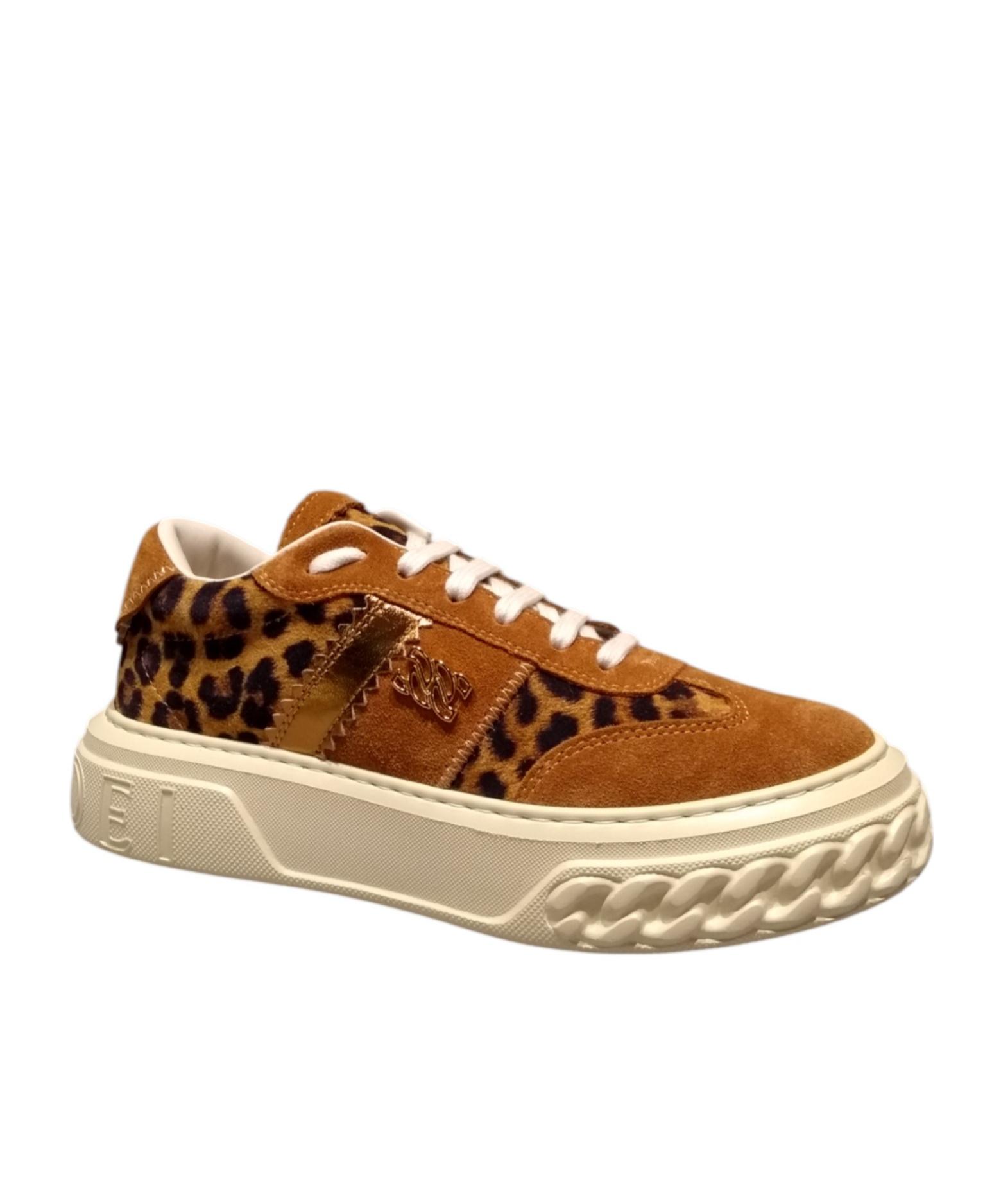 スニーカー CASADEI SNEAKERS CARAMELLO Nexus Nuggets Sneakers in Gold for Women | Casadei®