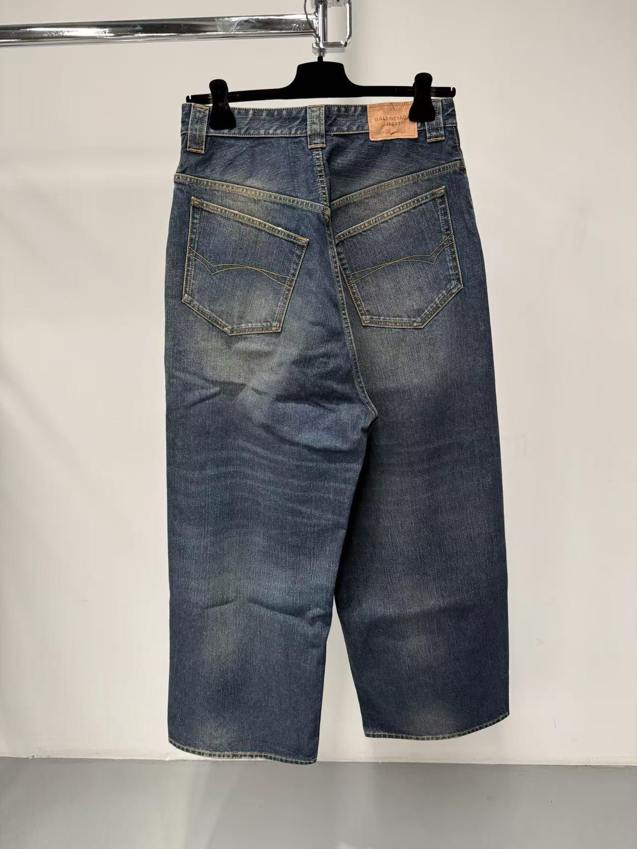 Balenciaga Baggy Jeans for Men - Up to 58% off | Lyst Balenciaga Baggy Jeans for Men - Up to 58% off | Lyst