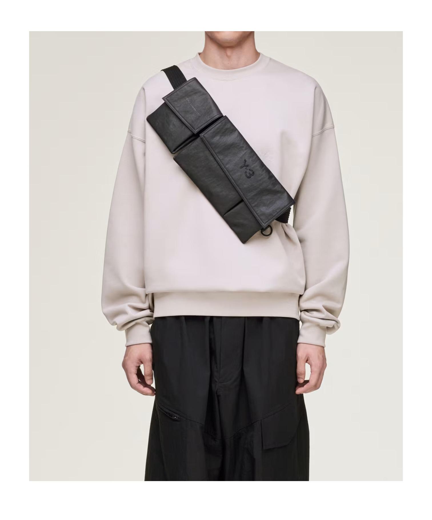 Y-3 Pocket Detailed Sling Bag in Black for Men | Lyst