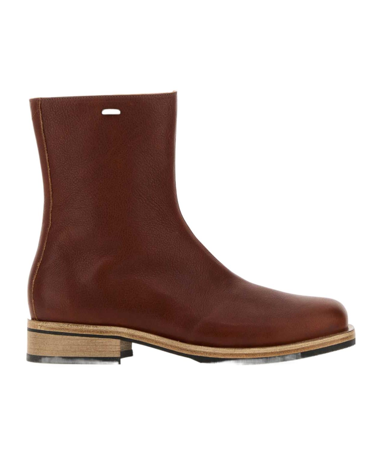 Oversized Round Head Perforated Suede Boots