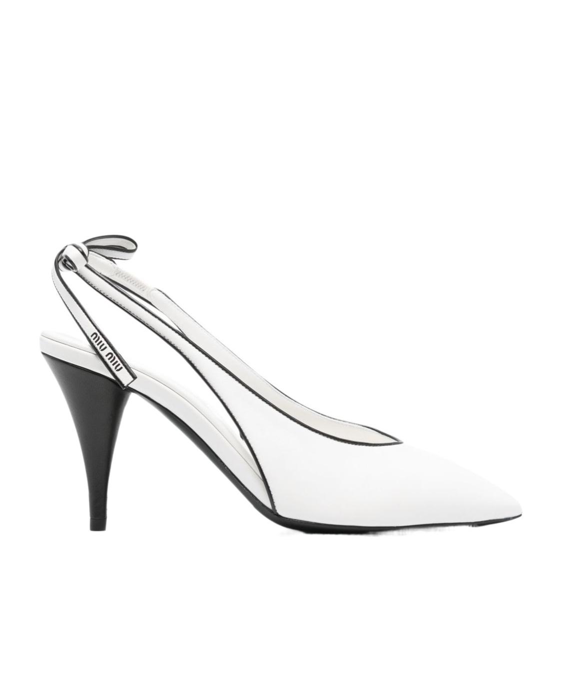 miu miu ヒール heels Miu Miu Black Patent Leather Curved Heel Open Toe Vernice