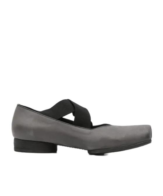Uma Wang Ballet flats and ballerina shoes for Women | Online Sale