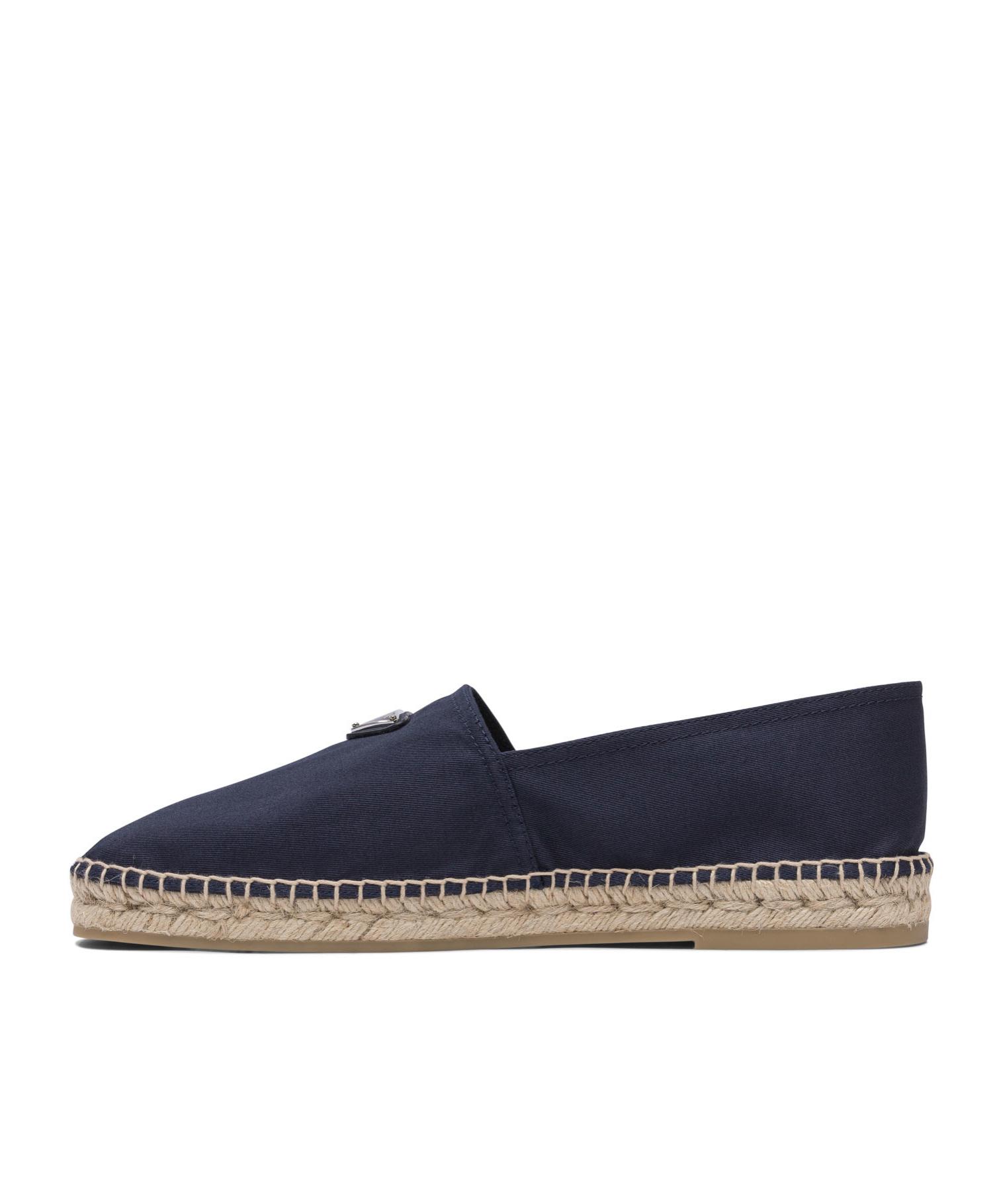 【関税＆送料込み】Prada Suede Espadrilles Prada Suede slip-on Espadrilles | Neutrals | FARFETCH UK