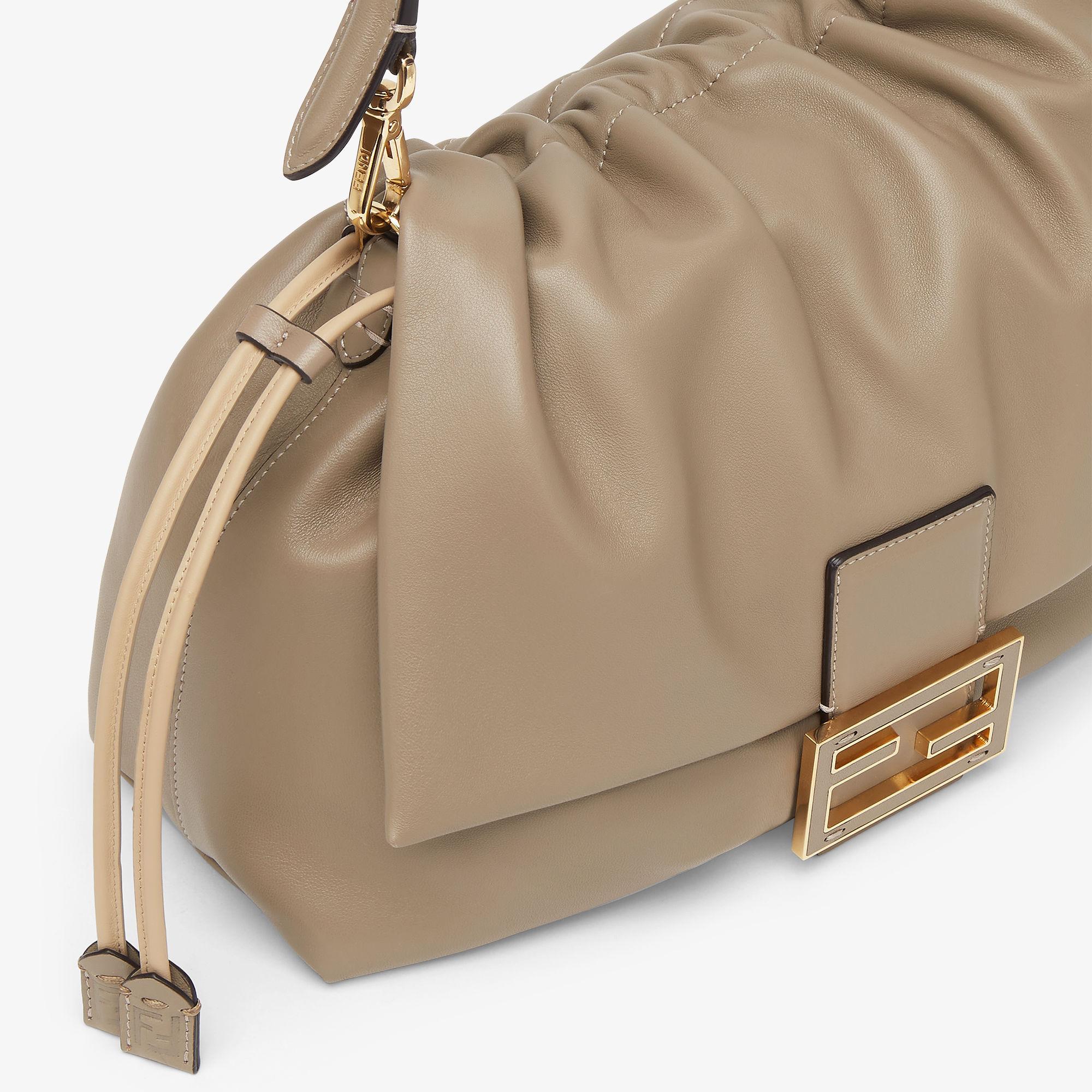 Fendi Mamma Baguette Drawstring Shoulder Bag in Natural | Lyst