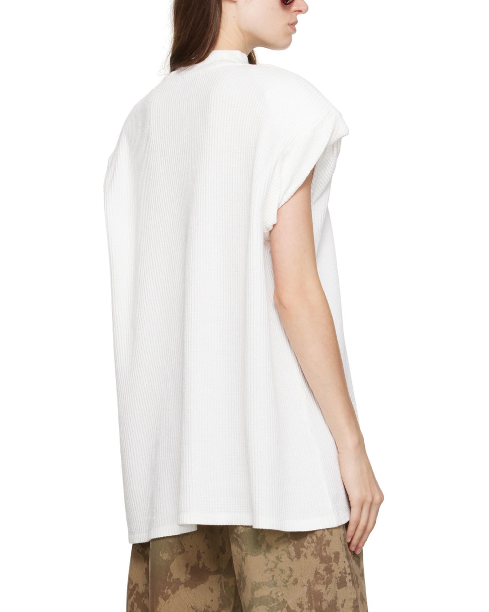 The Attico Shoulder-Padded Waflle-Effect T-Shirt in White | Lyst
