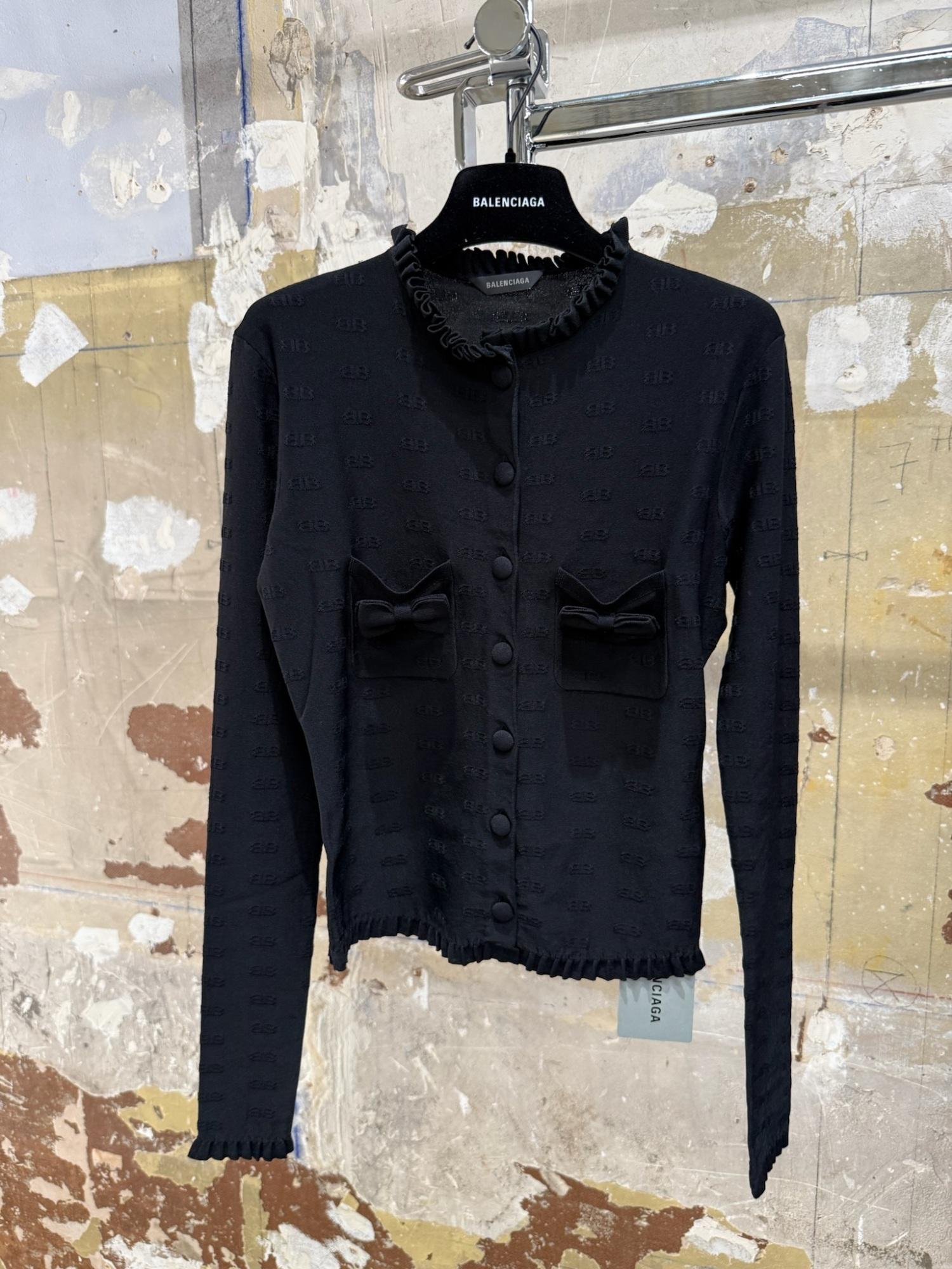 BALENCIAGA ロゴカーディガン サイズ5 BALENCIAGA ロゴカーディガン サイズ5 BALENCIAGA ロゴ