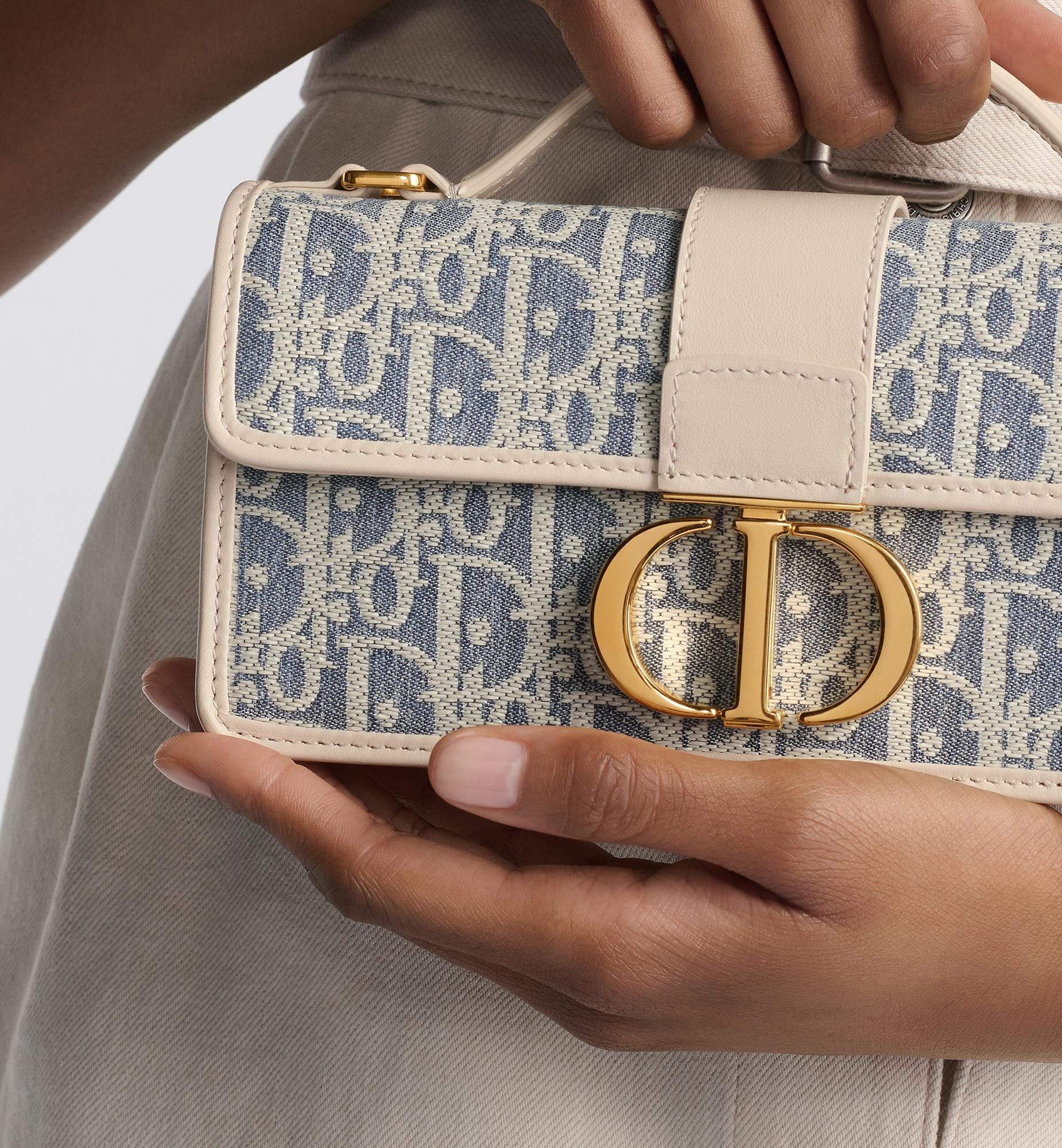 シックでエレガント♪【Dior】Miss Montaigne ミニバッグ Miss Montaigne Mini Bag Blue Dior Oblique Jacquard | DIOR