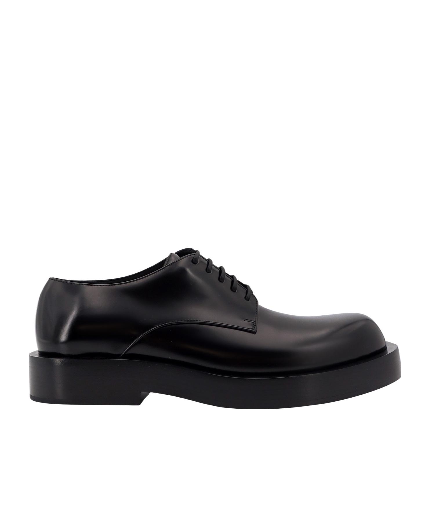 靴 Jil Sander Lug Sole Derby Shoe Jil Sander Stud Derby Shoes in Black | LN-CC