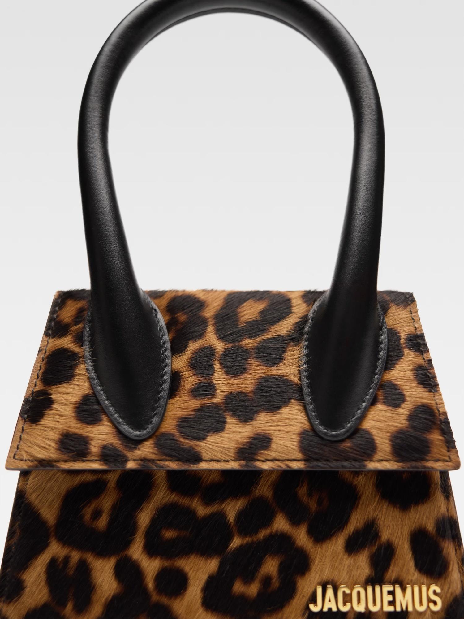 Jacquemus Shoulder bags for Women | Online Sale up to 34