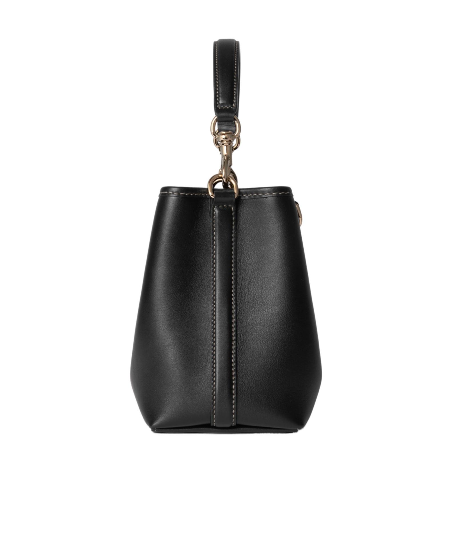 トートバッグ GUCCI Black Leather Gg Emblem Bucket Bag GG Emblem small bucket bag in black leather | GUCCI® US