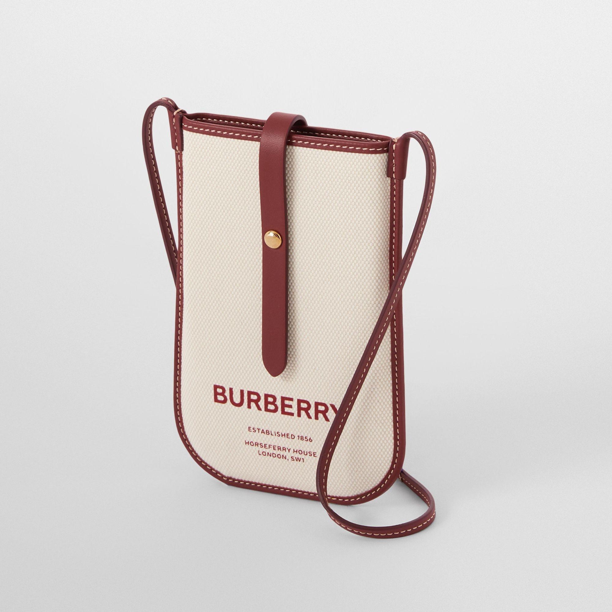 ＊BURBERRY＊ LEATHER PHONE CASE 関税/送料込 Burberry Phone cases for Women | Online Sale up to 88% off