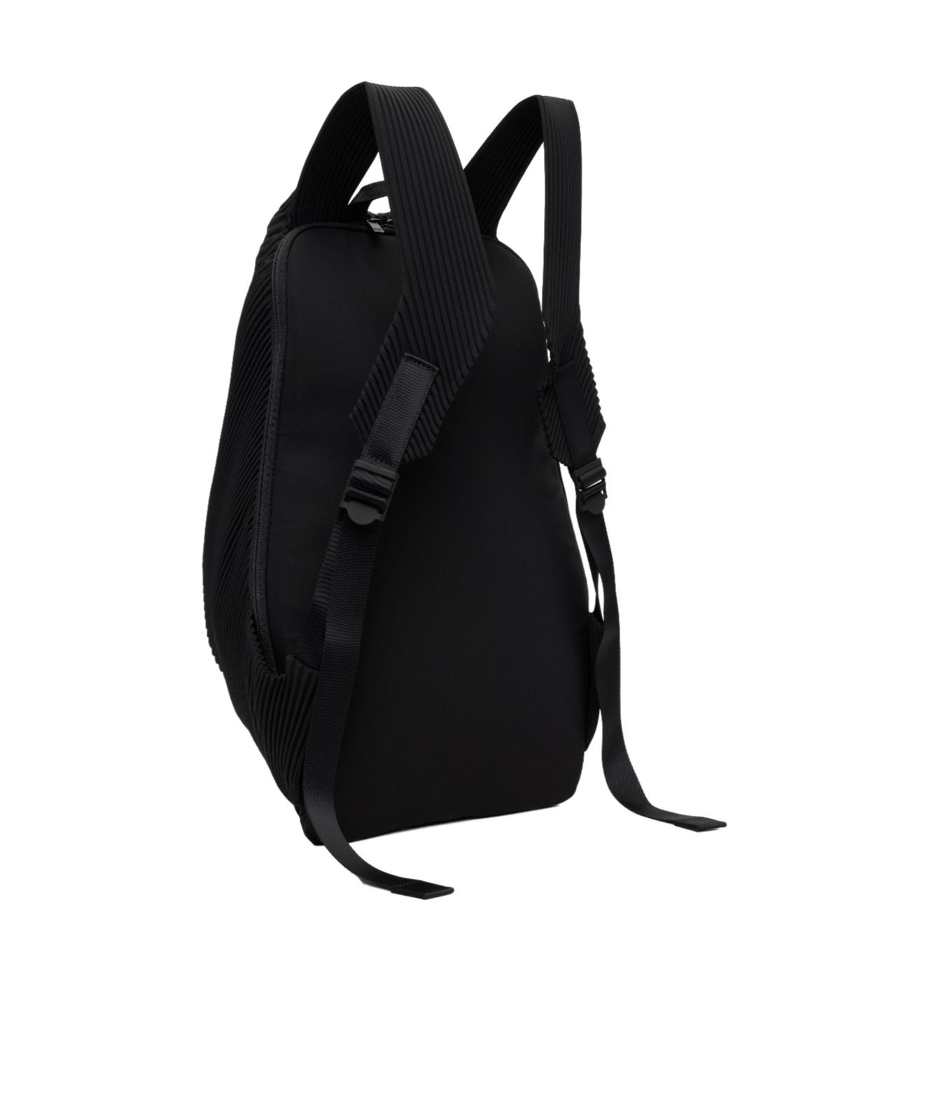 Black Homme Plissé Issey Miyake Backpacks for Men | Lyst