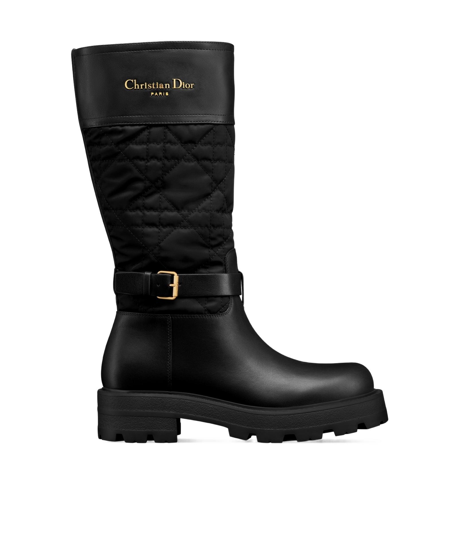 Dior クリスチャンディオール D-タウン バックルディテールブーツ in