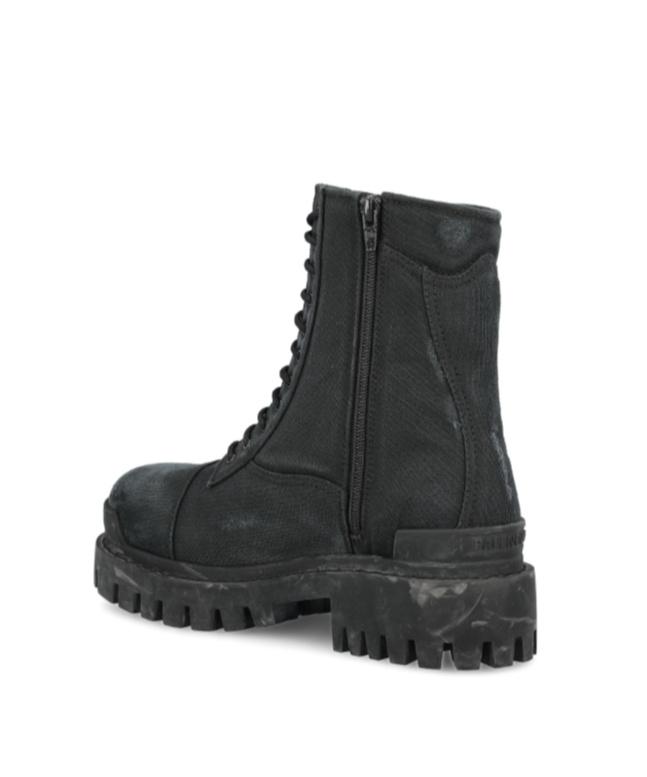 Balenciaga Strike Lace-Up Boots in Black for Men | Lyst