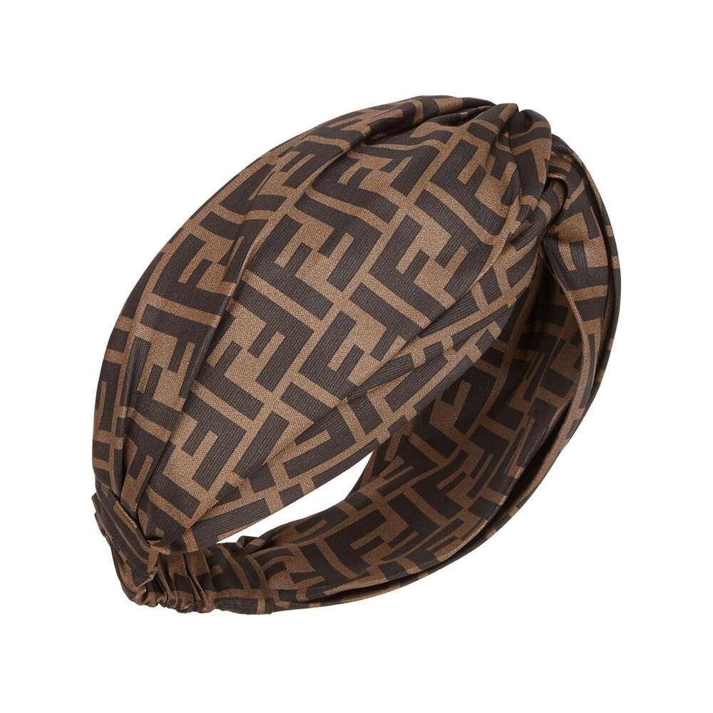ヘアアクセサリー Fendi Silk Twill Hair Clip With Ff Motif Silk twill hair clip with FF motif FENDI - Nugnes1920