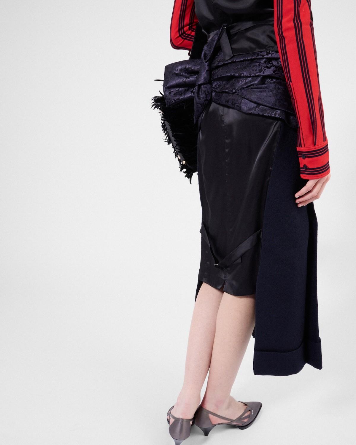 VIP【送料関税込】PRADA WOOL LONG SKIRT 41475486-1_2.jpg