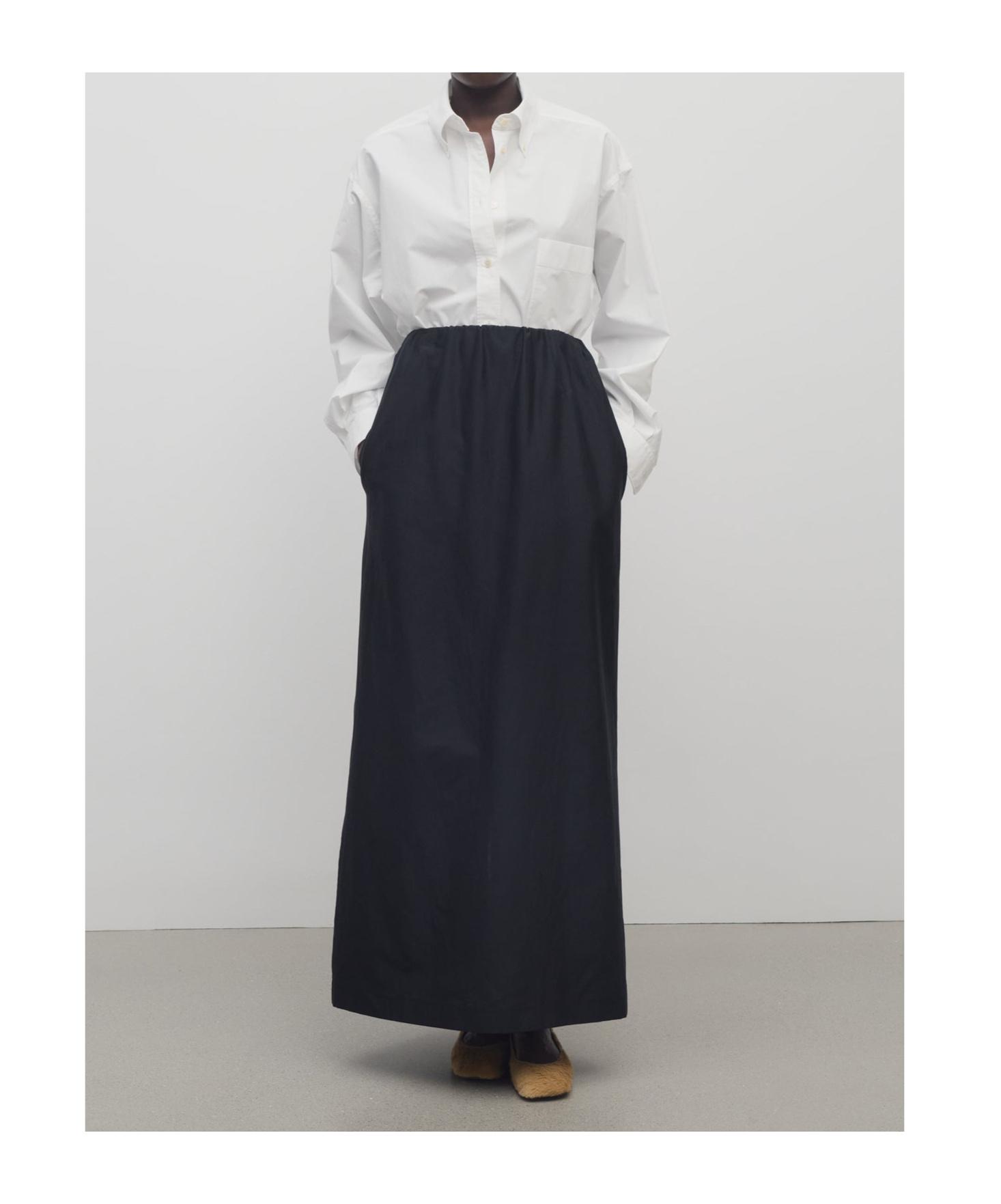 the-row-W3838BLK-Saul-Skirt.jpeg