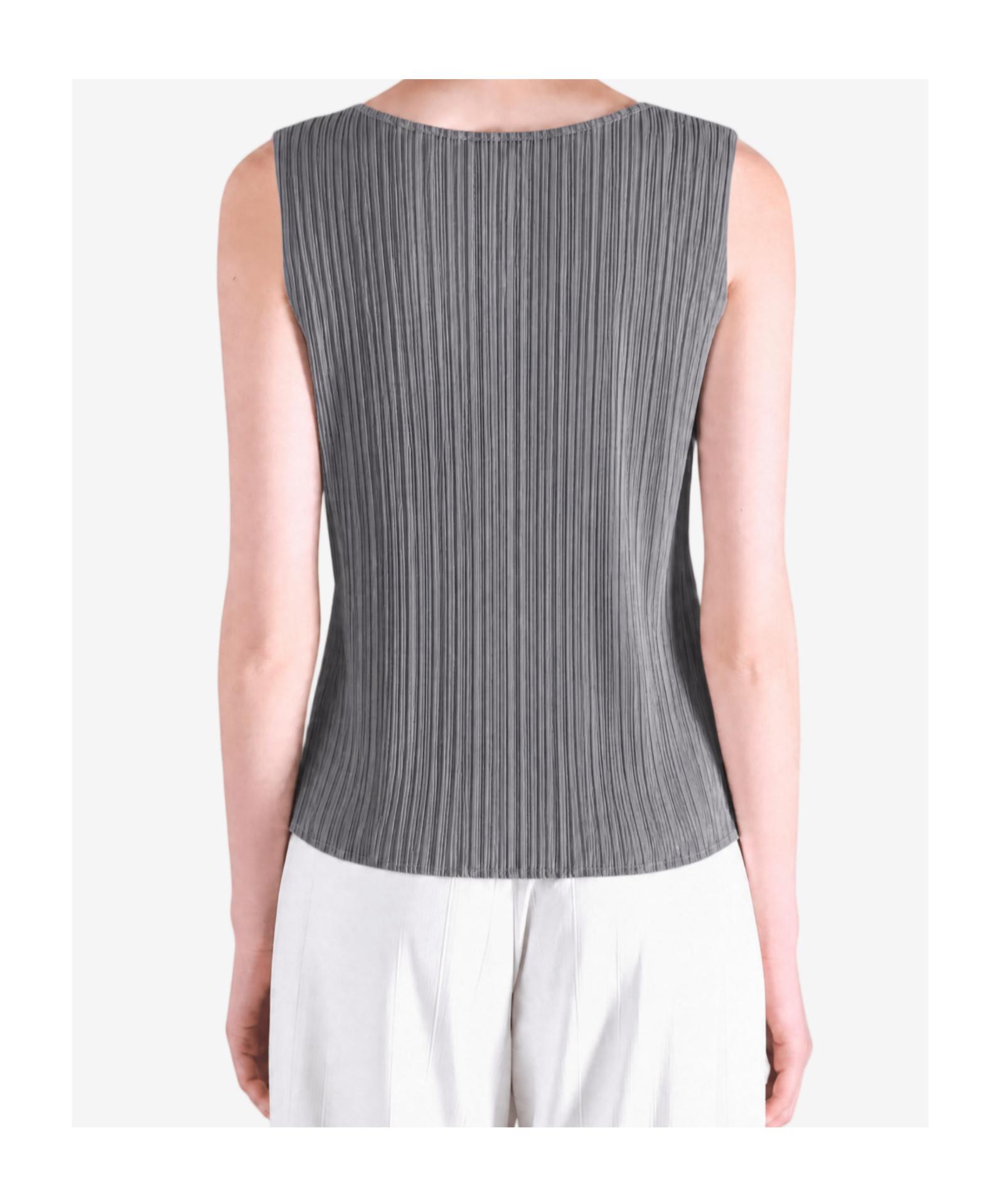 Pleats Please Issey Miyake Sleeveless and tank tops for Women